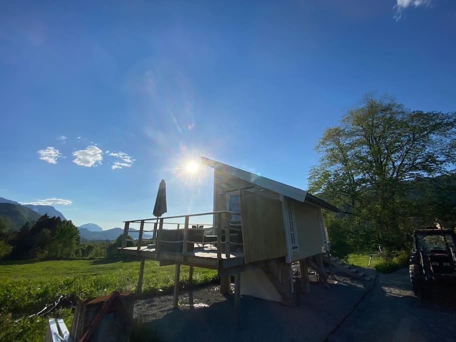 Minihus Med Drommeutsikt Til Sunnmorsalpene Apartment Aure  Bagian luar foto